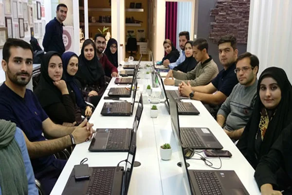 شرکت آرنیکاوب